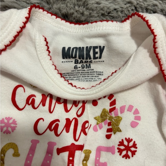 Monkey bars candy cane cutie matching set 6-9 months - Picture 2 of 2